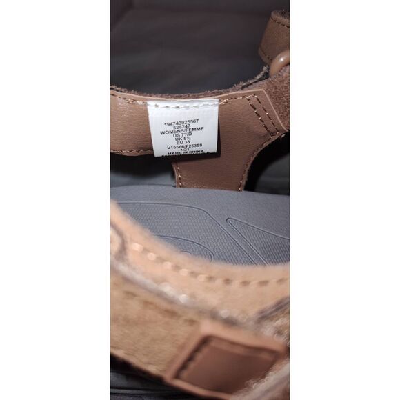 Lands End Tan Warm Tauny Suede All Weather Walking Sandals Womens 7.5D - Picture 6 of 6